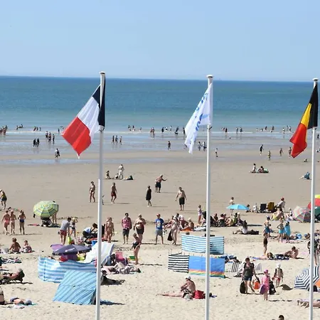 La Kabane , Proche Centre Et Avec Expérience Décoration Jungle Unique